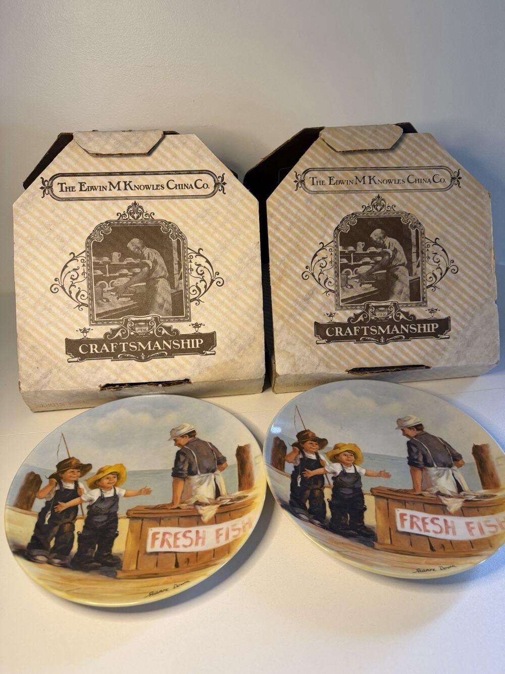 Set Of 2 Knowles FISH STORY 8.5” Jeanne Downs Collectible Plates Cottage Decor